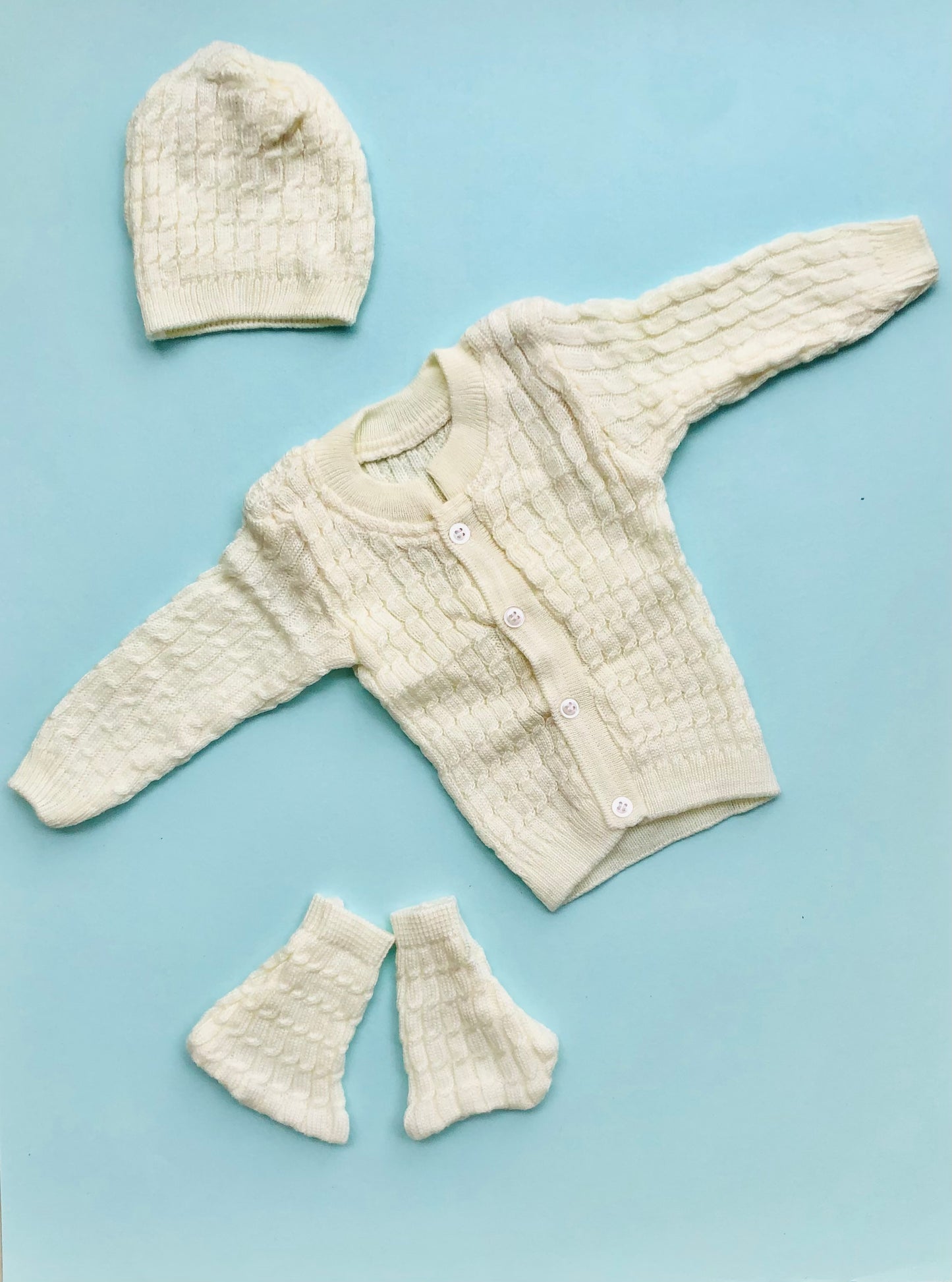 Newborn sweater, cap and booties set - Off White